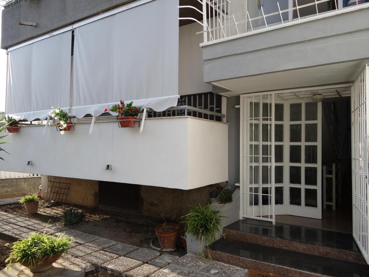 White Lady B&B بومبيي المظهر الخارجي الصورة
